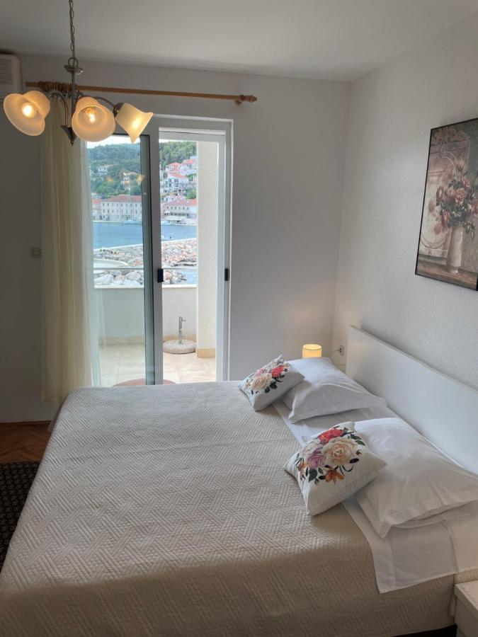 Apartmani Isabella - Ilda Radonic Jelsa  Exterior foto