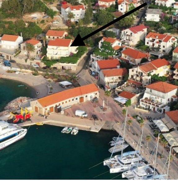 Apartmani Isabella - Ilda Radonic Jelsa  Exterior foto