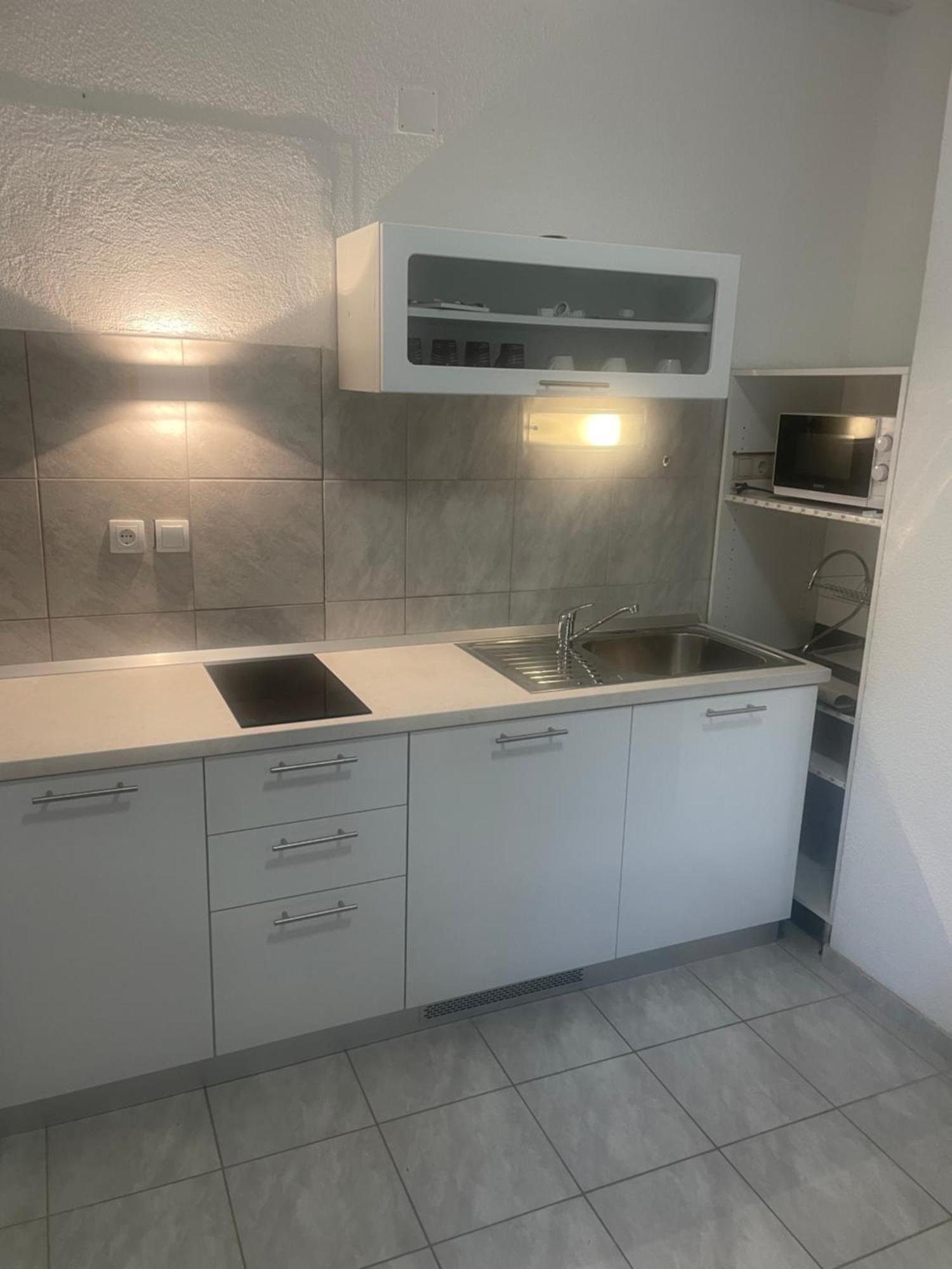 Apartmani Isabella - Ilda Radonic Jelsa  Exterior foto